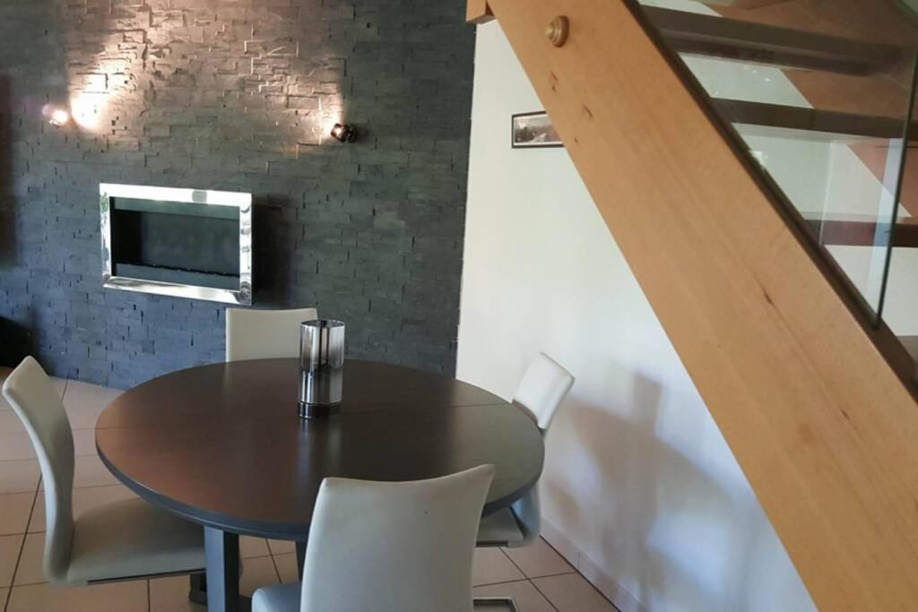Superbe Duplex Au Nouveau Bassin Avec Vue Superbe Mulhouse Ngoại thất bức ảnh